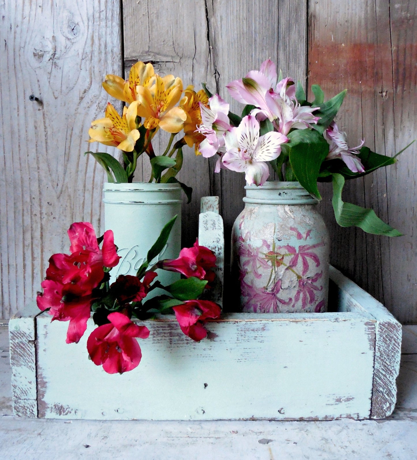 Sweet Pickins Milk Paint - Mid toned Vintage Green - PANTRY DOOR