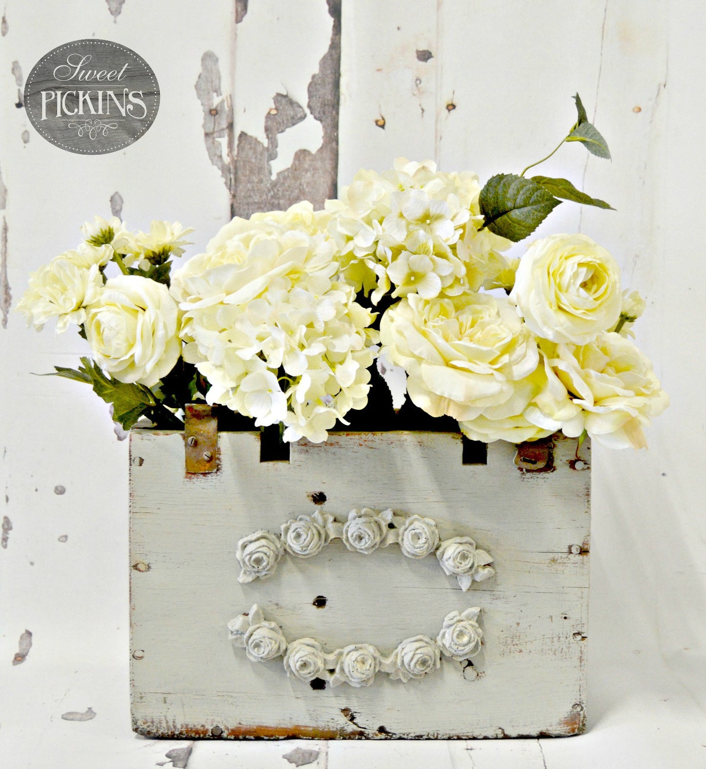 Sweet Pickins Milk Paint -A Light Greyish Beige - HABERDASH
