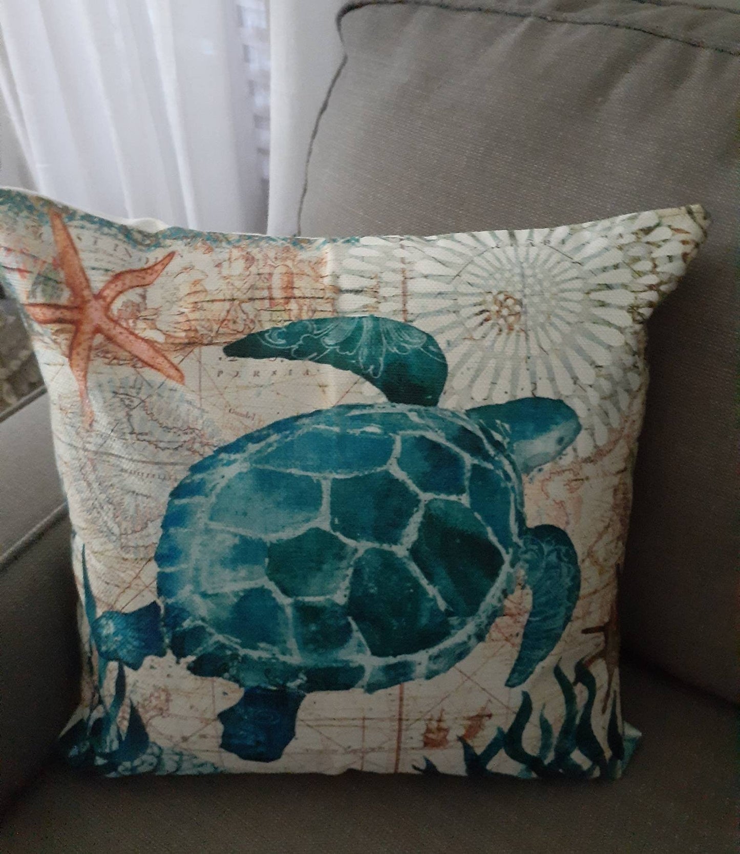 Sea TurtleThrow Pillow Cover with Zipper closure. 17"×17". Beach Aqua blue.