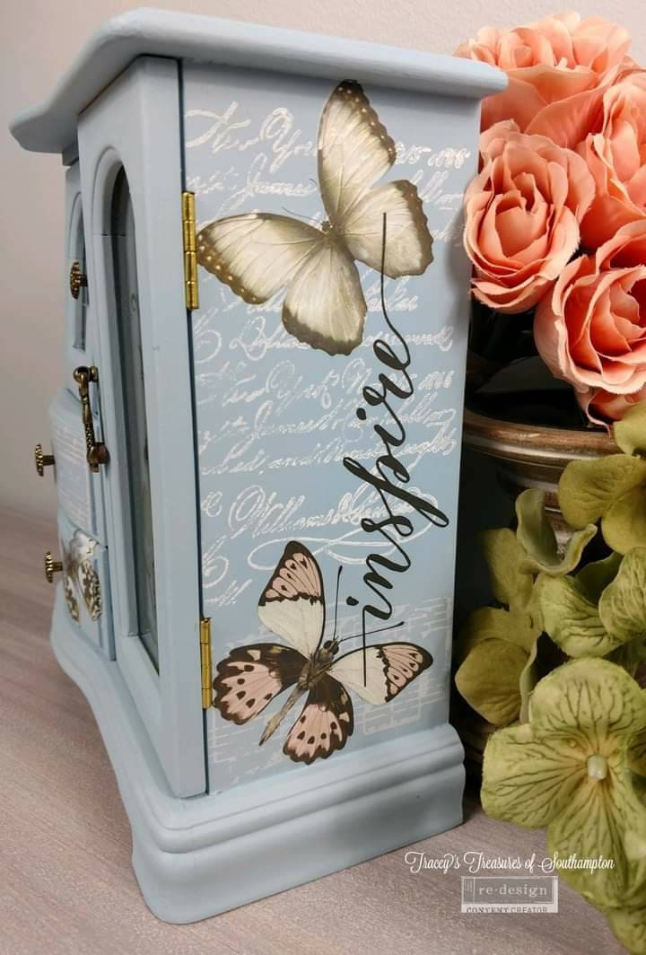 New! BUTTERFLY - Redesign with Prima Rub on Furniture  Small Butterfly Transfer decal,  3 Sheets!