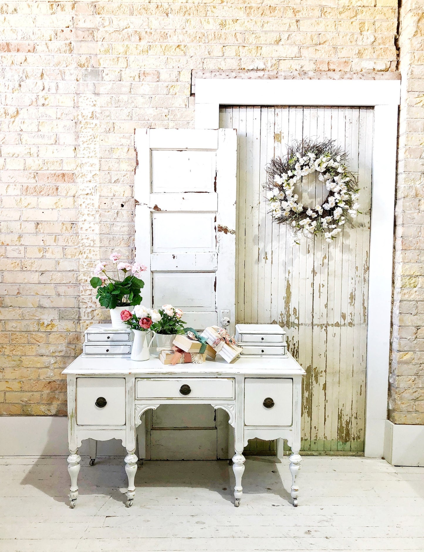 Sweet Pickins Milk Paint - True White - FLOUR SACK