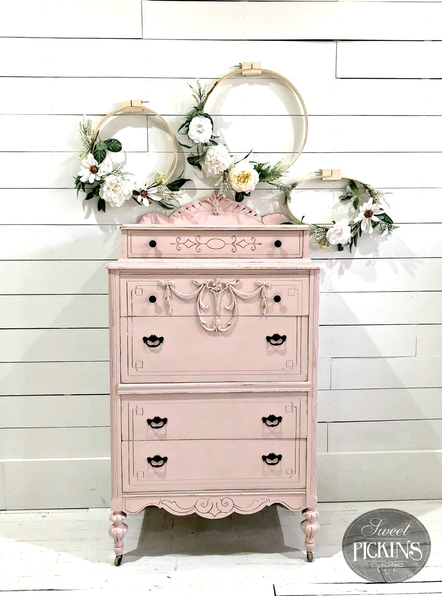 Sweet Pickins Milk Paint - A True Light Pink   -  FIRST CRUSH