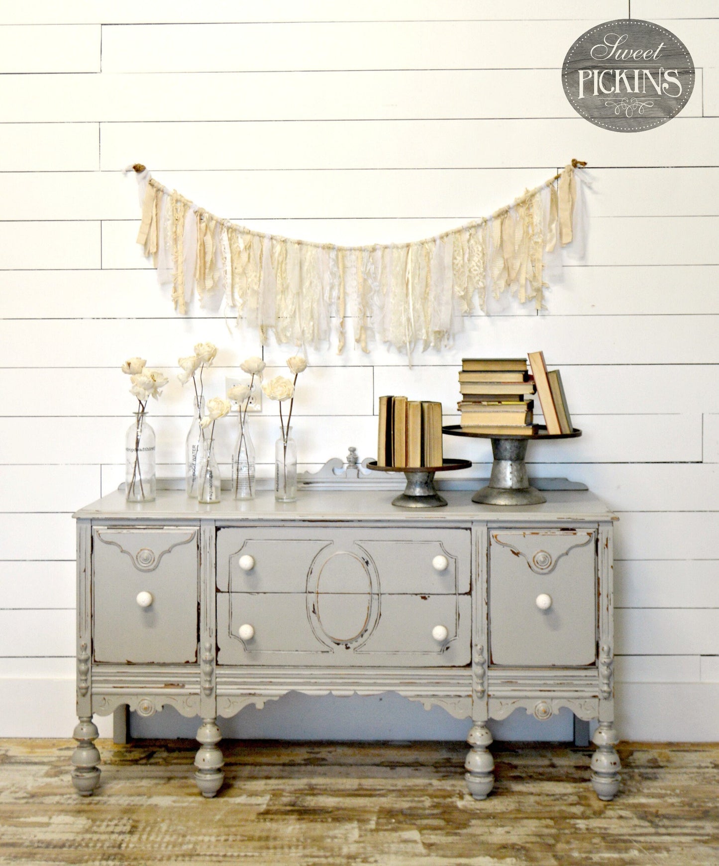 Sweet Pickins Milk Paint -A Light Greyish Beige  - HABERDASH