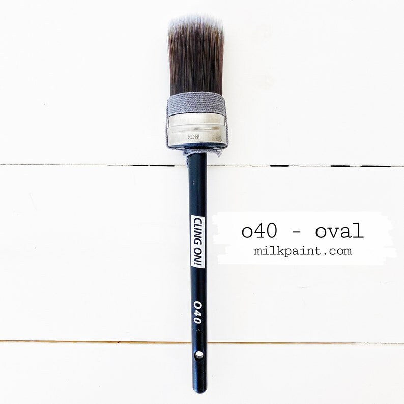 CLING ON!  Synthetic Paint Brush 040 - 1.5"